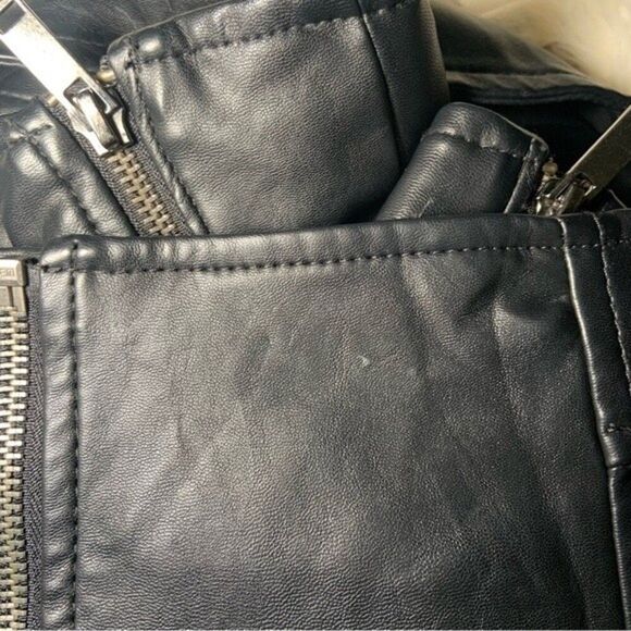 XS Old Navy Vegan Faux Leather Zip up Black Jacket - Picture 4 of 14